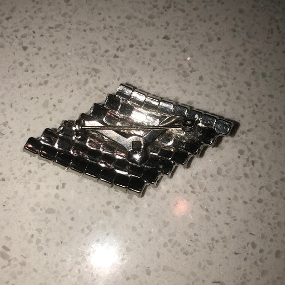 Brooch - Picture 7 of 7